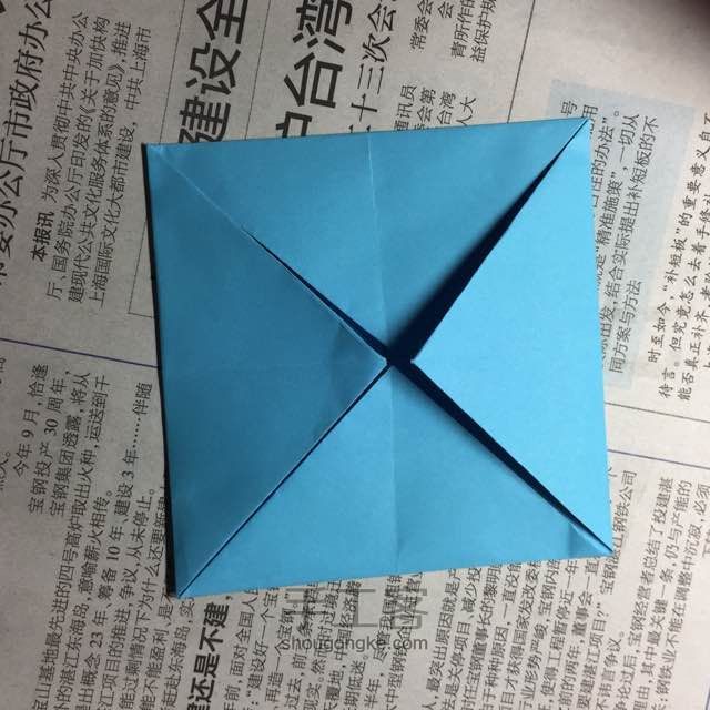 （纸盒系列二十三）糖果盒折法 第25步