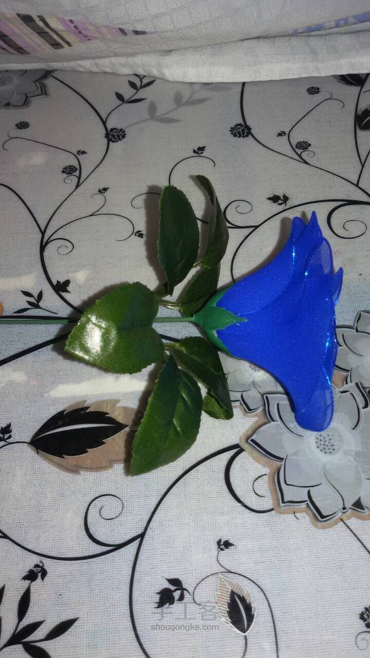 丝网玫瑰，蓝色妖姬 第8步