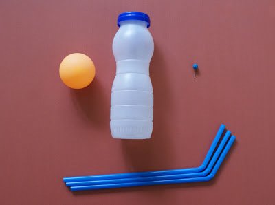 用塑料瓶做玩具飞机 第2步