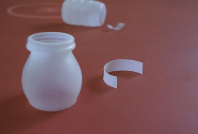 用塑料瓶做玩具飞机 第3步