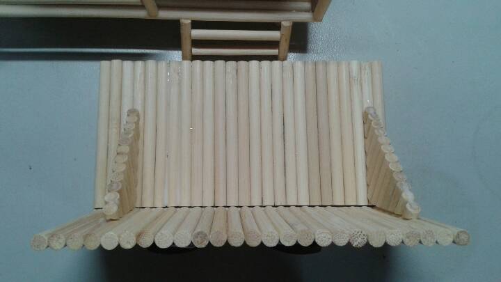 一次性筷子做的小木屋 第12步