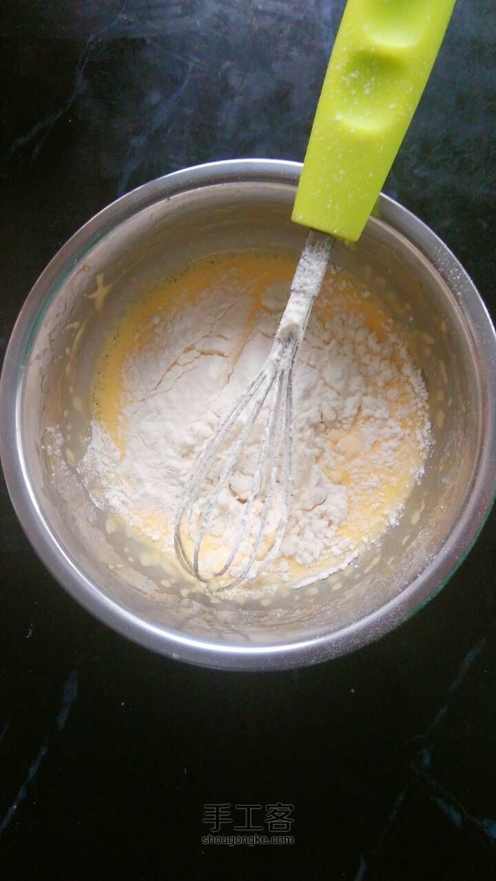 红豆戚风蛋糕卷 第2步
