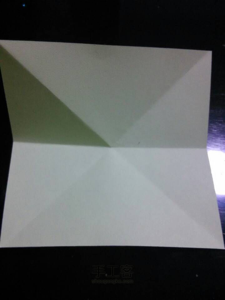 教你叠好看的四叶草 第4步