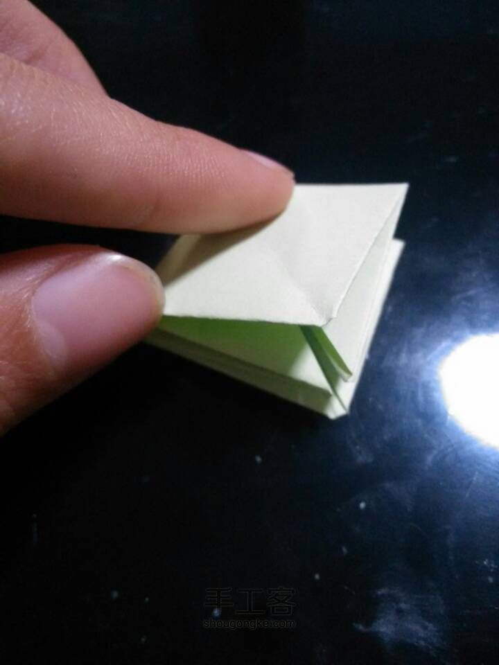 教你叠好看的四叶草 第12步