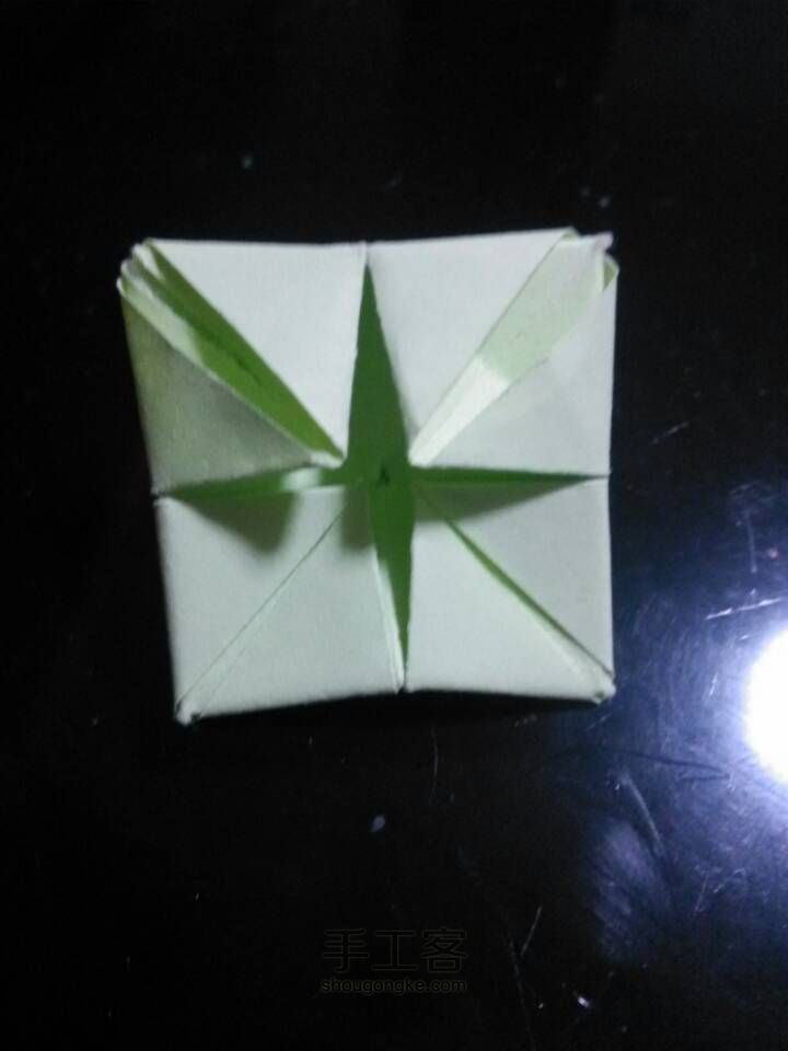 教你叠好看的四叶草 第14步