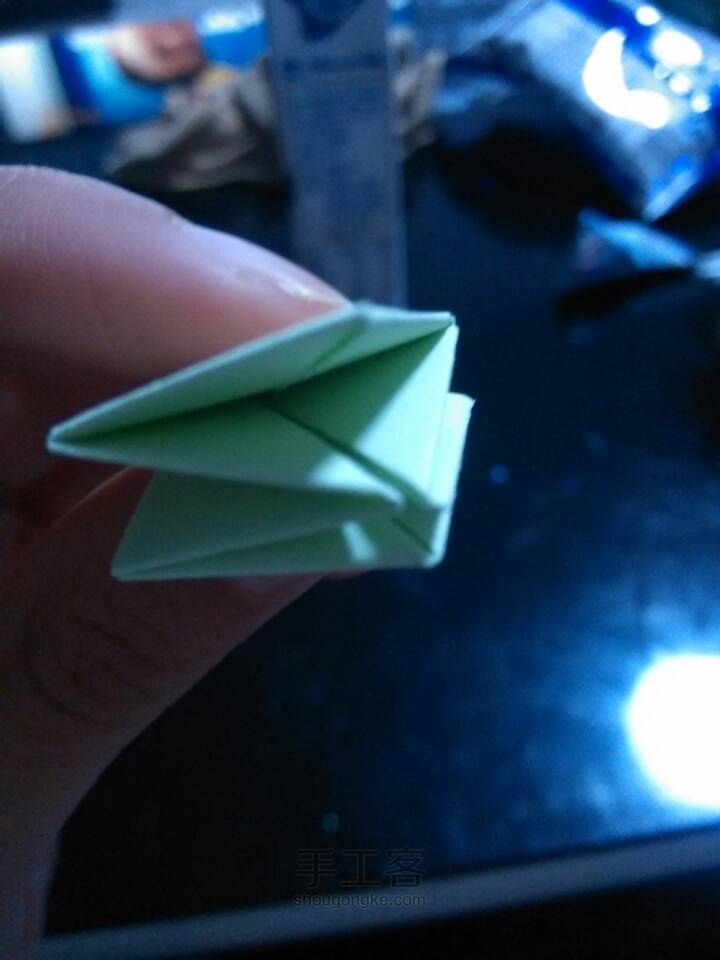 教你叠好看的四叶草 第13步