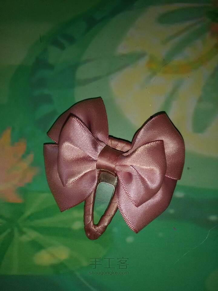 简单的蝴蝶结鸭嘴夹 第7步