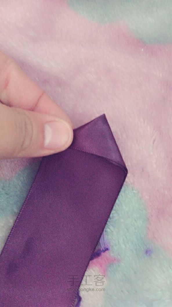 丝带花朵② 第2步
