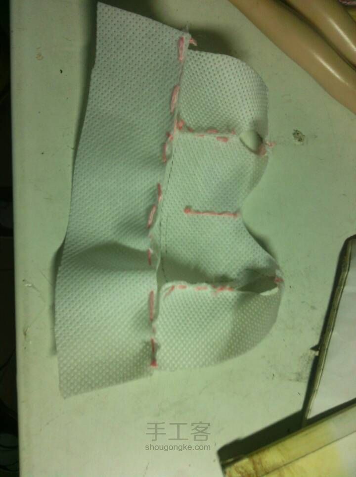 娃衣，白色上衣无袖 第4步