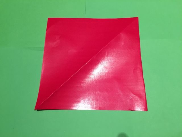 圣诞老人折纸教程（二） 第1步