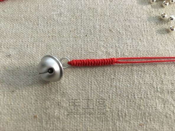可爱铃铛手链 第4步