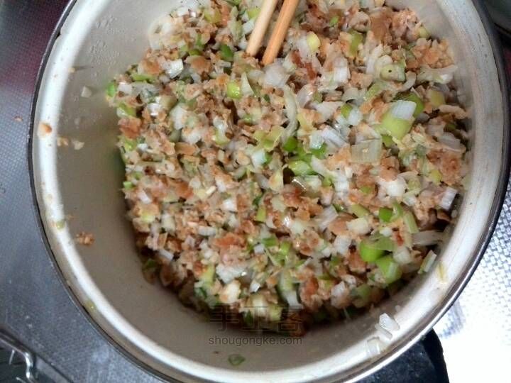 超香！大葱猪油渣水煎饼~ 第3步