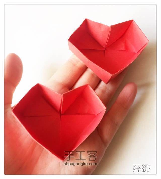 （纸盒系列三十五）心形盒折法 第14步