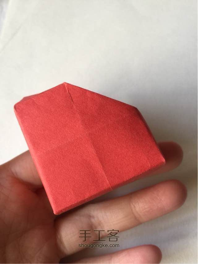 （纸盒系列三十五）心形盒折法 第11步