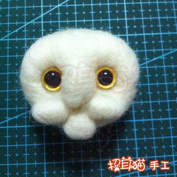 【招耳猫】羊毛毡教程之白色猫咪 第8步
