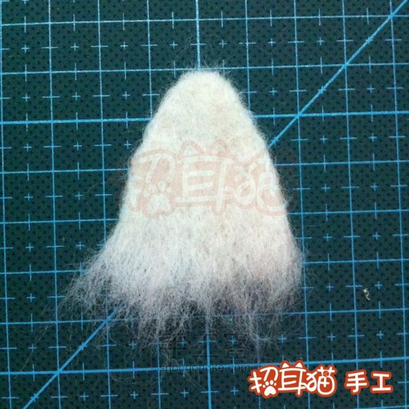 【招耳猫】羊毛毡教程之白色猫咪 第19步