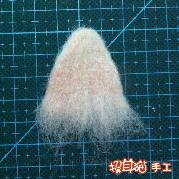 【招耳猫】羊毛毡教程之白色猫咪 第18步