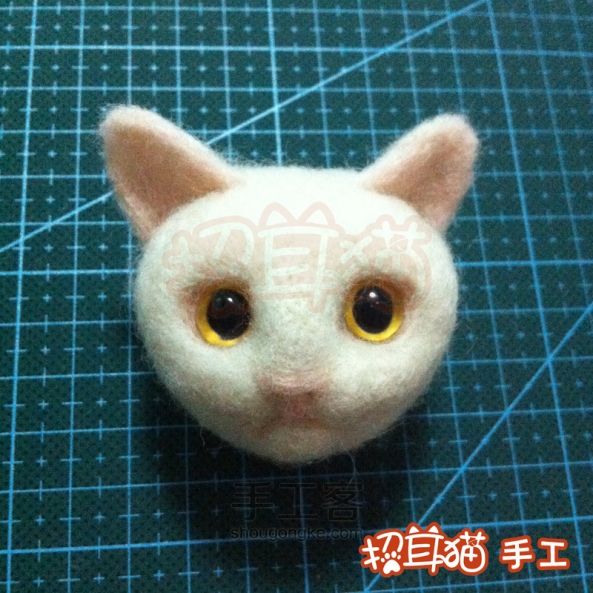 【招耳猫】羊毛毡教程之白色猫咪 第22步