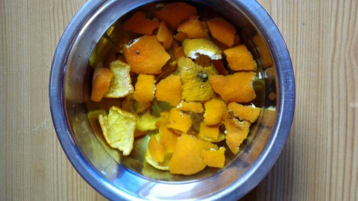 自制柑橘纯露，柑橘皮做的 第1步