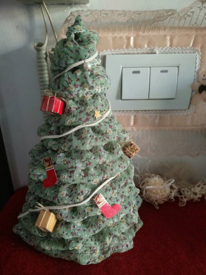圣诞树，虽然离圣诞还早。。 第11步