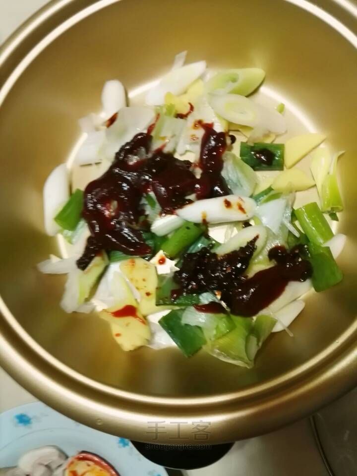 韩式海鲜年糕锅 第3步