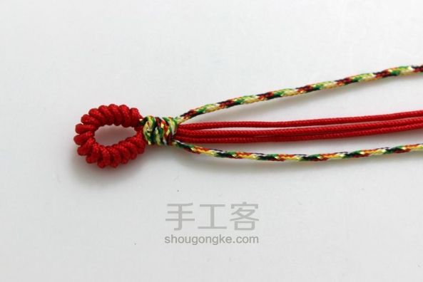 【编绳】金刚结红手绳“巢” 第2步