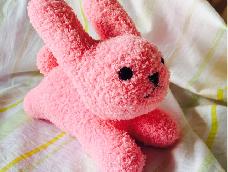 这次教大家做一只粉色的萌兔兔，操作非常简单，喜欢的赶紧收藏吧