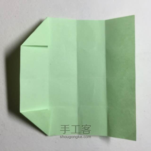 （纸盒系列五十）长方体纸盒折法 第4步