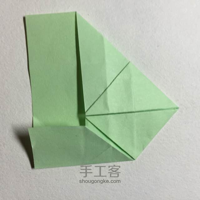 （纸盒系列五十）长方体纸盒折法 第8步