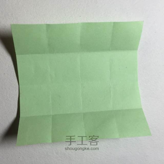 （纸盒系列五十）长方体纸盒折法 第19步