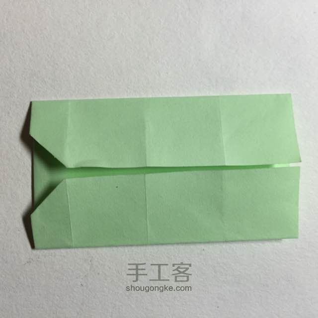 （纸盒系列五十）长方体纸盒折法 第22步