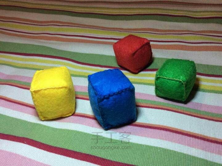 圣诞树八音盒 第4步