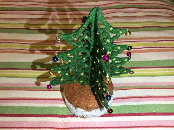 圣诞树八音盒 第10步