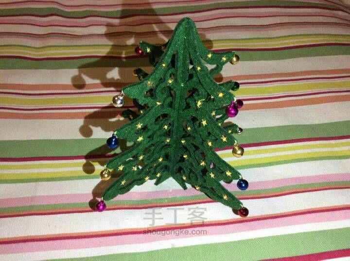 圣诞树八音盒 第9步