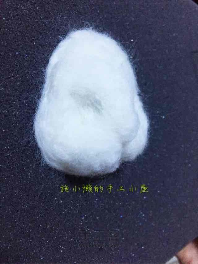 冬天羊毛毡长毛兔宝宝胸针 第2步