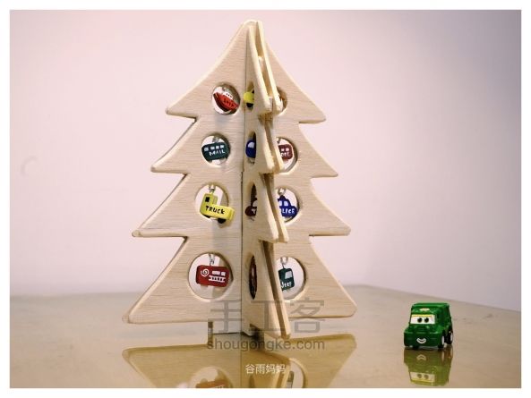 【Merry Christmas】—— 挂满车车的圣诞树  第43步