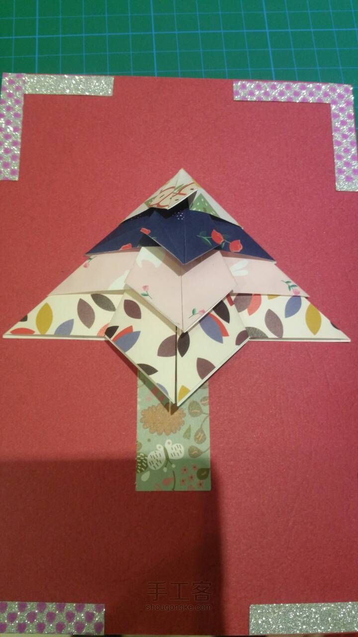 圣诞折纸之折纸贺卡 第6步