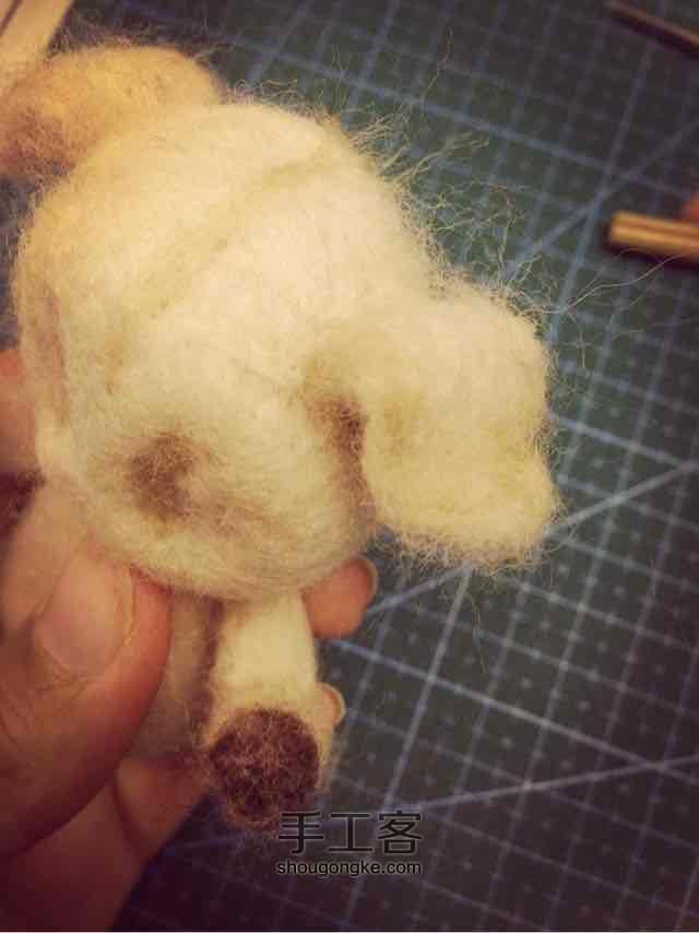 淘气的小粉猪 羊毛毡教程 第3步