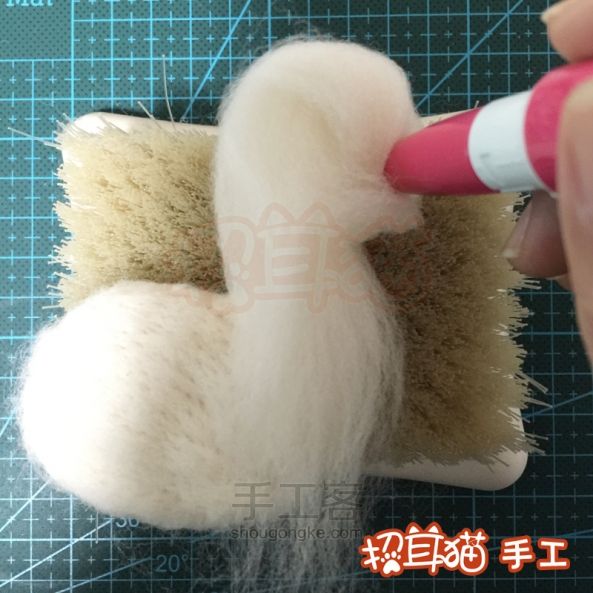 【招耳猫】羊毛毡教程之天鹅发圈 第6步