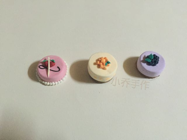 蛋糕粘土之蓝莓慕斯做法 第1步