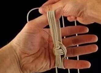 教你用绳子编装饰小球 （转） 第6步