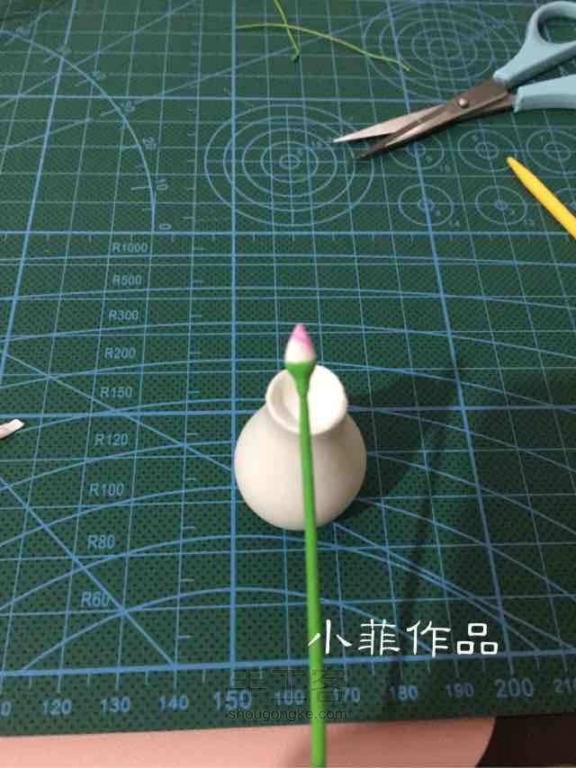 小菲粘土花——亭亭玉立出水中，荷花 第6步