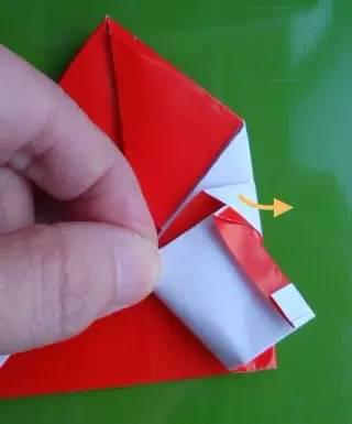 超简单的圣诞老人折纸 第14步