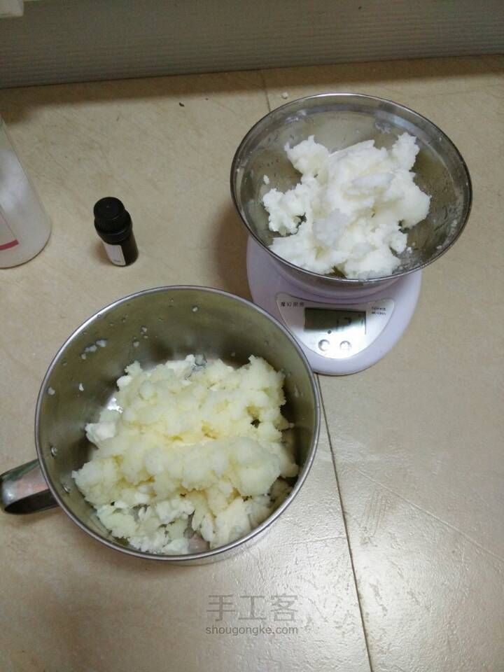 葡萄籽多酚母乳皂 第2步