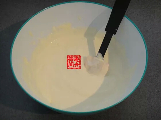 酸奶轻乳酪蛋糕（转） 第15步