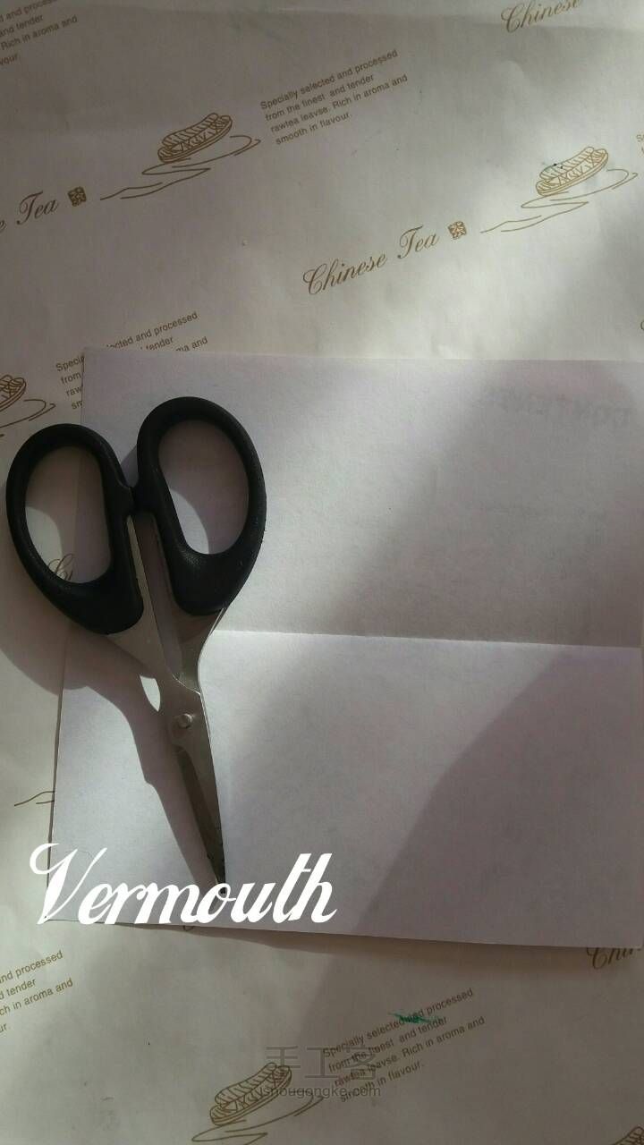 ［Vermouth］纸艺——小礼服 第3步