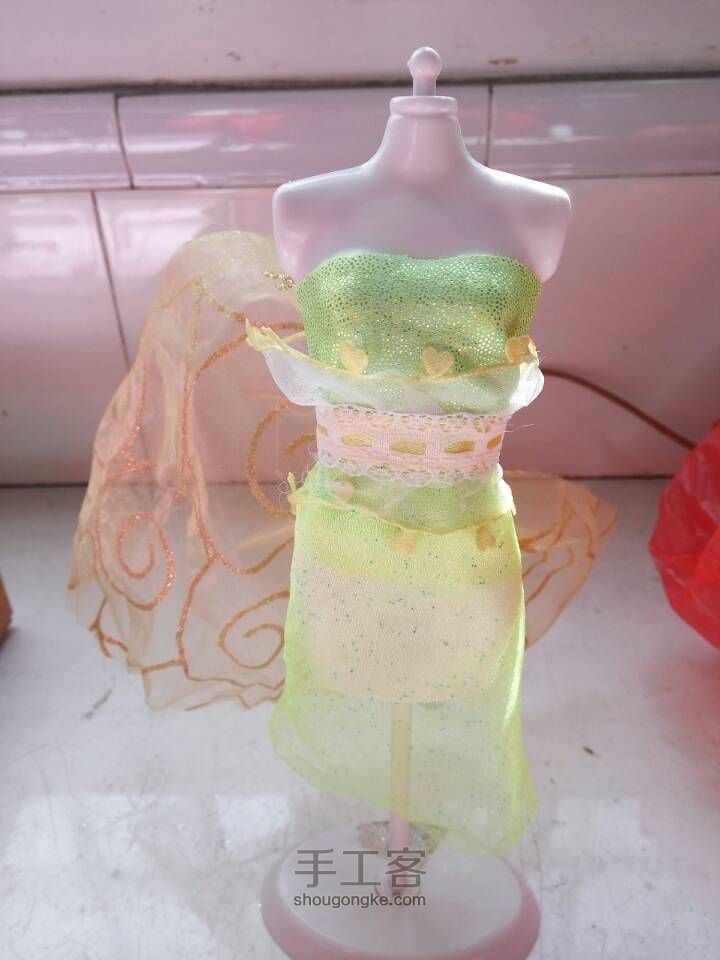 芭比娃娃晚礼服 第14步