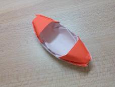 这个纸船的折法，是我一个好朋友教我的。十分简单，大家一起来试一试把！~(≧▽≦)/~