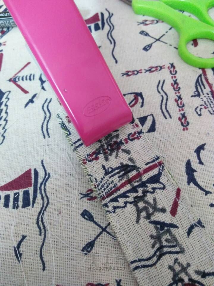 原创~简单的布艺书签 第8步