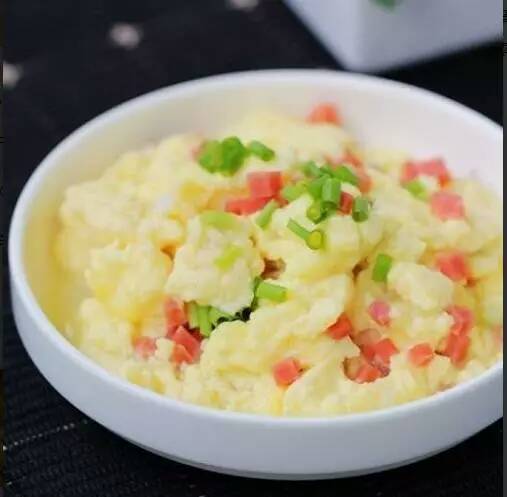 最适合早餐的鸡蛋做法，完全不沾油烟！ 第6步